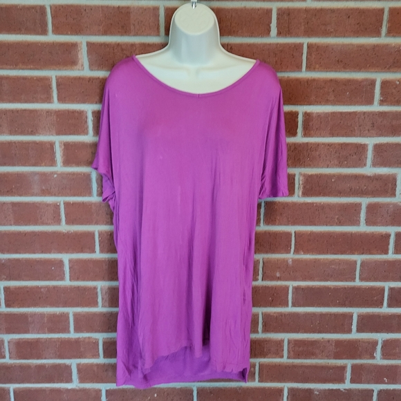 None Tops - Women’s XL 18/20 Fuchsia Pink Rayon V Neck Flowy Tunic Top.  #434